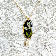 Load image into Gallery viewer, Bridal wreath oval pearl drop necklace
