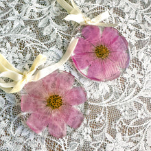 Load image into Gallery viewer, Pink Cosmo circle ornament