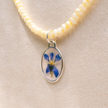 Load image into Gallery viewer, Medium daisy & violet charms