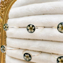 Load image into Gallery viewer, Bridal Wreath dainty rings