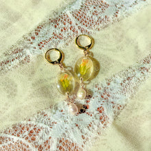 Load image into Gallery viewer, Jacob’s Ladder pearl huggie hoop