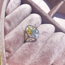 Load image into Gallery viewer, Size 7.5 - Garden Window faceted sterling silver ring