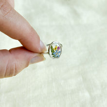 Load image into Gallery viewer, Size 5.5 - Garden Window faceted sterling silver ring