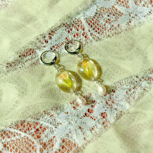 Load image into Gallery viewer, Jacob’s Ladder pearl huggie hoop