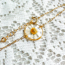 Load image into Gallery viewer, Daisy chain bracelet