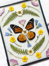 Load image into Gallery viewer, Monarch Butterfly Rectangle Wall Hanging