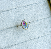 Load image into Gallery viewer, Size 6 - Garden Window faceted sterling silver ring