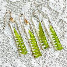 Load image into Gallery viewer, Forester bar earrings