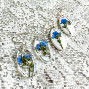 Forget-me-not oval earring