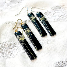 Load image into Gallery viewer, Queen Anne's Lace bar earrings