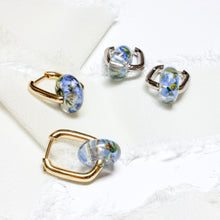 Load image into Gallery viewer, Forget-me-not rectangle bead hoops