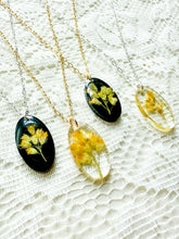 Load image into Gallery viewer, Goldenrod oval necklace