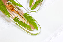 Load image into Gallery viewer, Lady fern hair clip