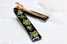 Load image into Gallery viewer, Queen Anne’s Lace cameo hair clip