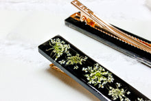 Load image into Gallery viewer, Queen Anne’s Lace cameo hair clip