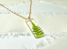 Load image into Gallery viewer, Forester bar necklace