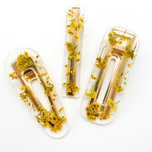 Load image into Gallery viewer, Dyers Woad hair clip