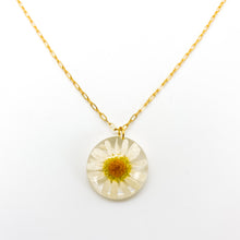 Load image into Gallery viewer, Daisy Necklace