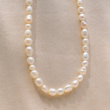 Load image into Gallery viewer, Freshwater pearl necklace No. 2
