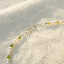 Load image into Gallery viewer, Jade &amp; freshwater pearl necklace
