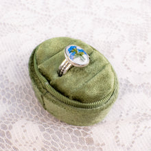 Load image into Gallery viewer, Forget-me-not patterned band ring (Size 7) No. 2
