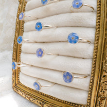 Load image into Gallery viewer, Forget-me-not dainty rings
