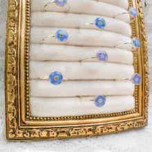 Load image into Gallery viewer, Forget-me-not dainty rings
