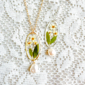 Bridal wreath oval pearl drop necklace