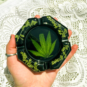 Sage and cannabis leaf black octogon ashtray