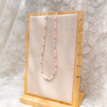 Load image into Gallery viewer, Pinky &amp; Pearly necklace
