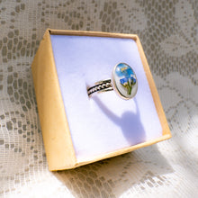 Load image into Gallery viewer, Forget-me-not patterned band ring (Size 7) No. 1
