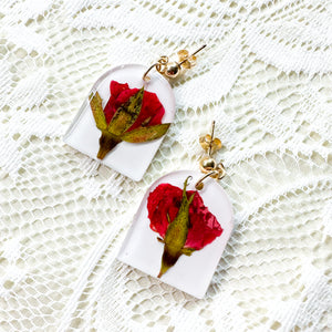 Rose bud arch earring