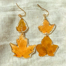 Load image into Gallery viewer, Mismatched double fall leaf earrings
