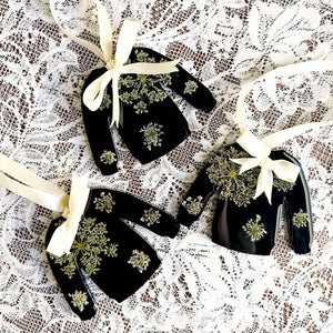 Queen Anne's Lace snowflake sweater ornament