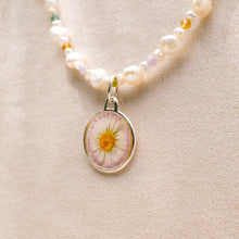 Load image into Gallery viewer, Medium daisy &amp; violet charms
