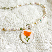 Load image into Gallery viewer, Oval poppy charm
