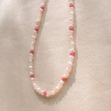 Load image into Gallery viewer, Pinky &amp; Pearly necklace
