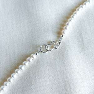 Garden Window freshwater pearl beaded necklace
