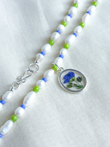 Blue flax freshwater pearl beaded necklace (no. 1)