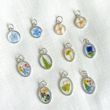 Load image into Gallery viewer, Single charms (chain/necklace not included)
