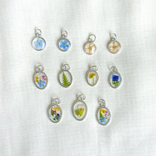 Load image into Gallery viewer, Single charms (chain/necklace not included)
