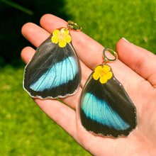 Load image into Gallery viewer, Buttercup large blue wing earring
