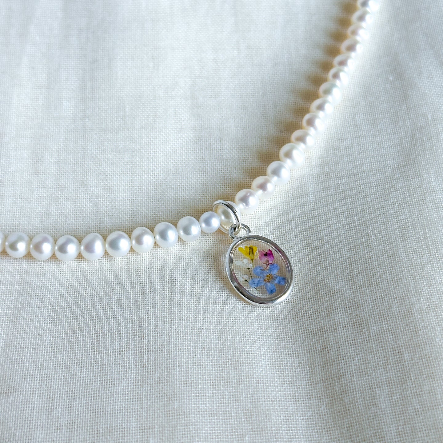 Garden Window freshwater pearl beaded necklace
