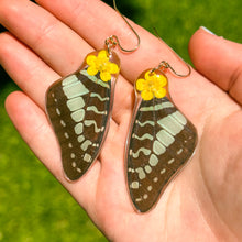 Load image into Gallery viewer, Buttercup blue wing earring
