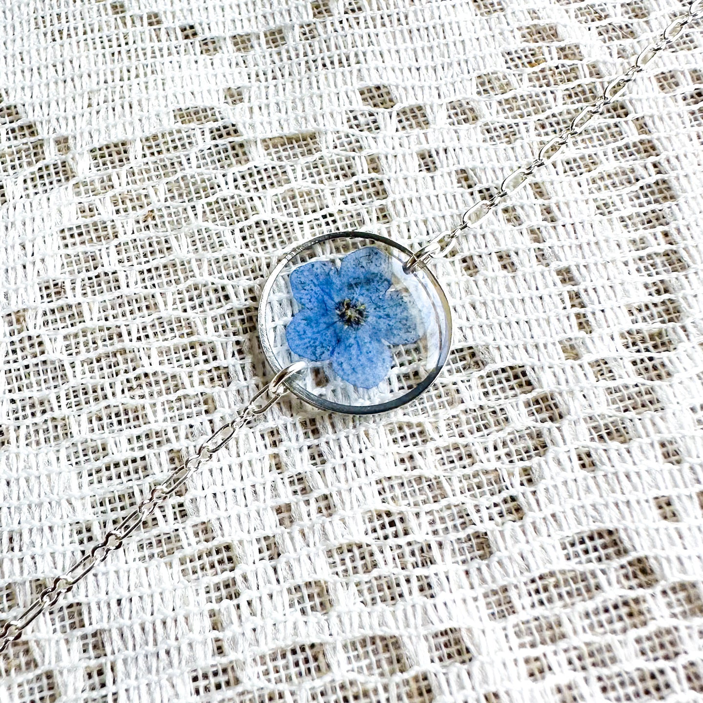 Forget-me-not chain bracelet