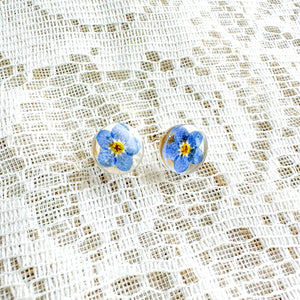 Forget-me-not studs