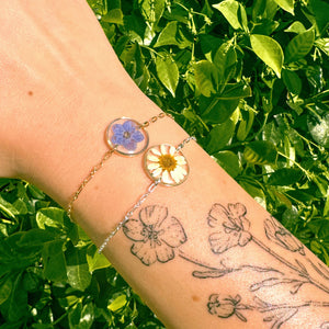 Daisy chain bracelet