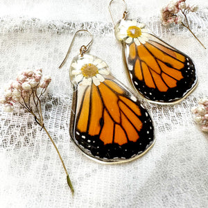 Monarch full chamomile earring