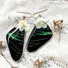 Load image into Gallery viewer, Jacob&#39;s ladder butterfly wing earring
