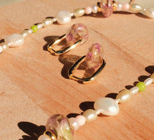 Load image into Gallery viewer, Eileen Necklace | Pressed nettleleaf beads and freshwater pearls
